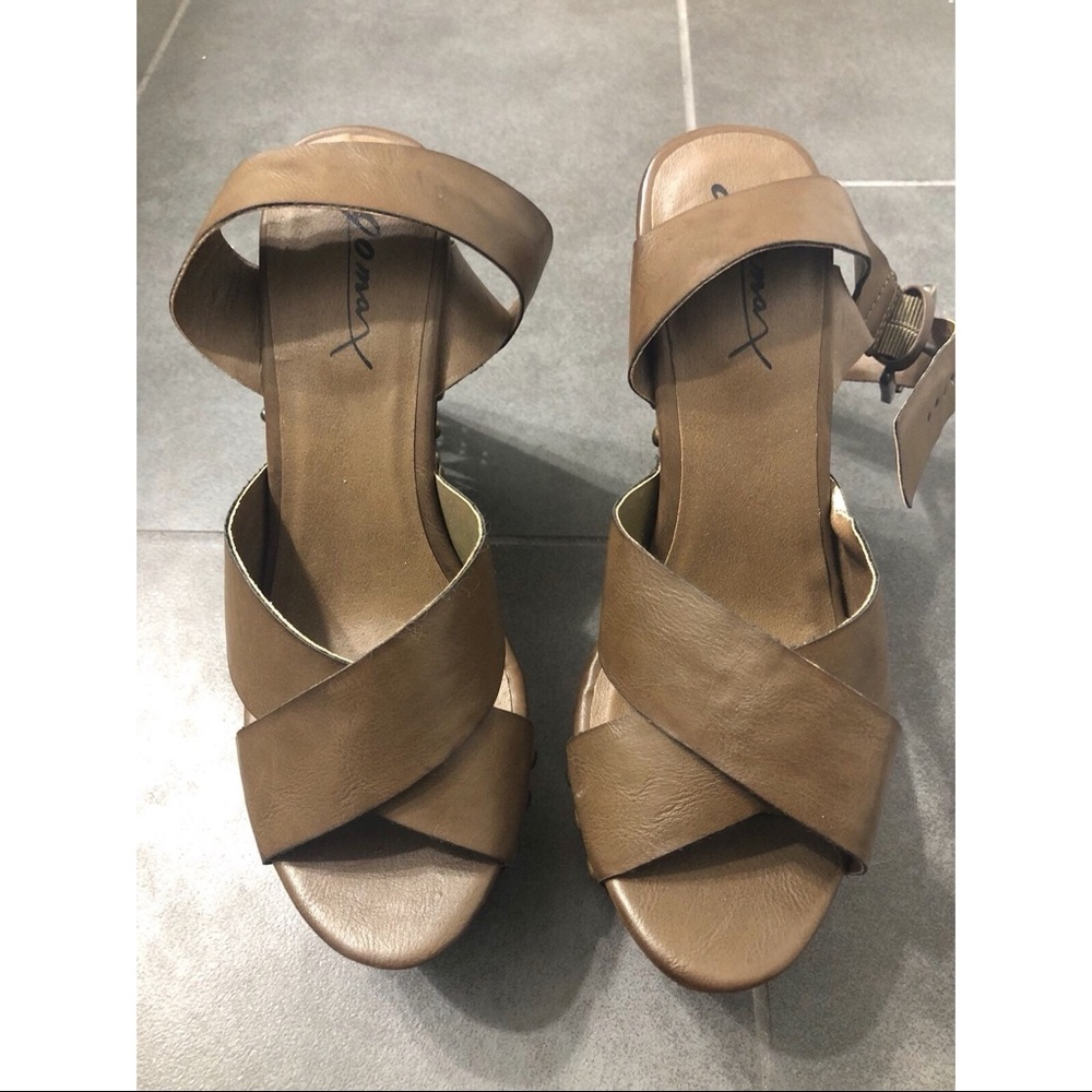 go max pump wedge shoes 6 - Picture 3 of 4